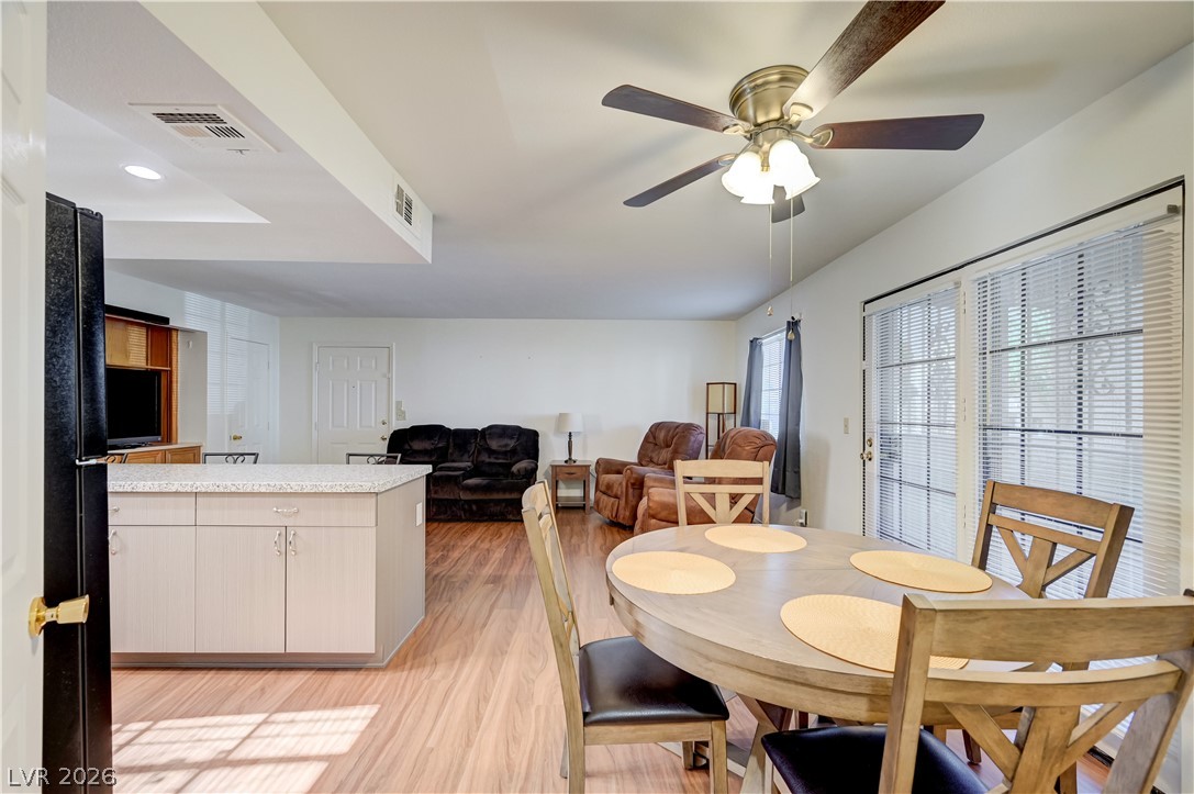 Photo 16 of 45, 101 Luna Way #136