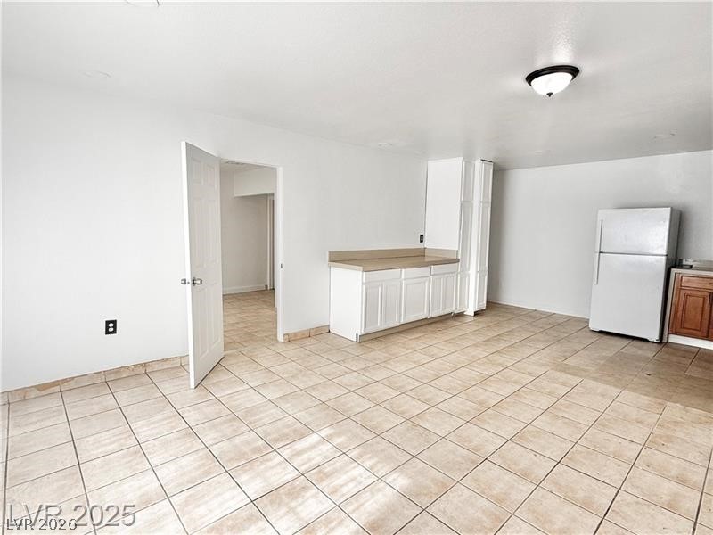 Photo 3 of 3209 El Morro Avenue