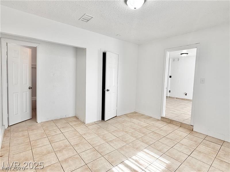 Photo 5 of 3209 El Morro Avenue
