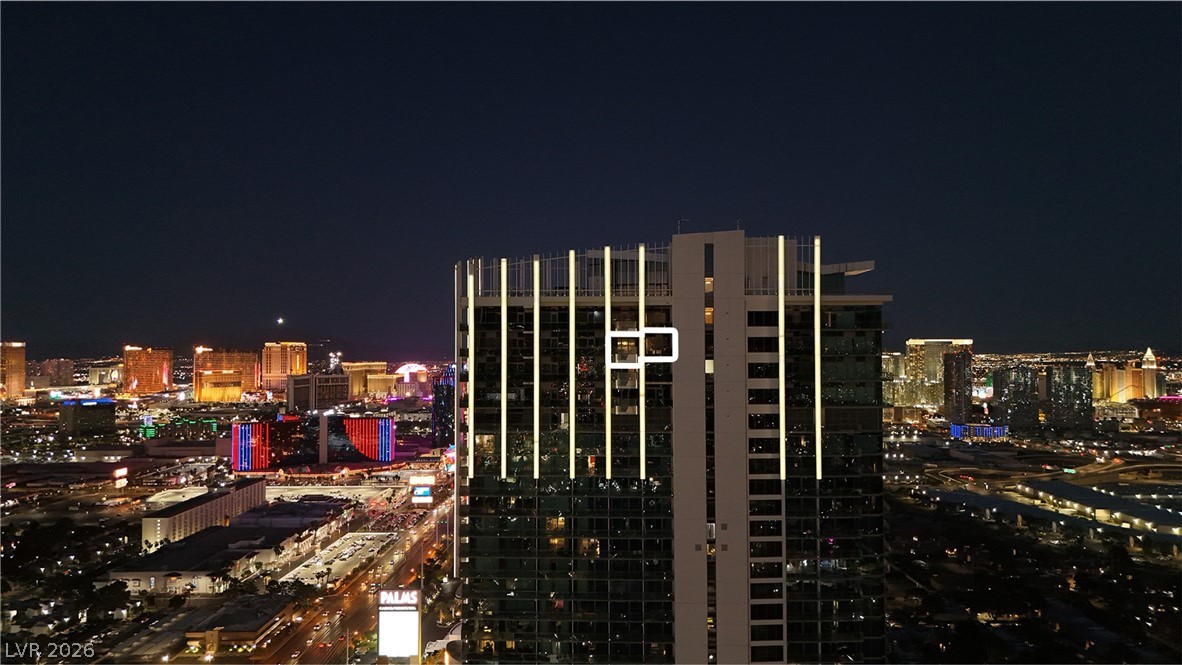 Photo 4 of 4381 W Flamingo Road #5701