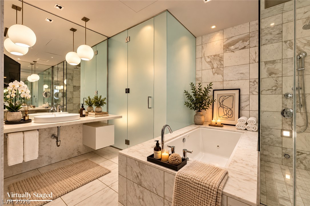 Photo 12 of 43, 4381 W Flamingo Road #5701
