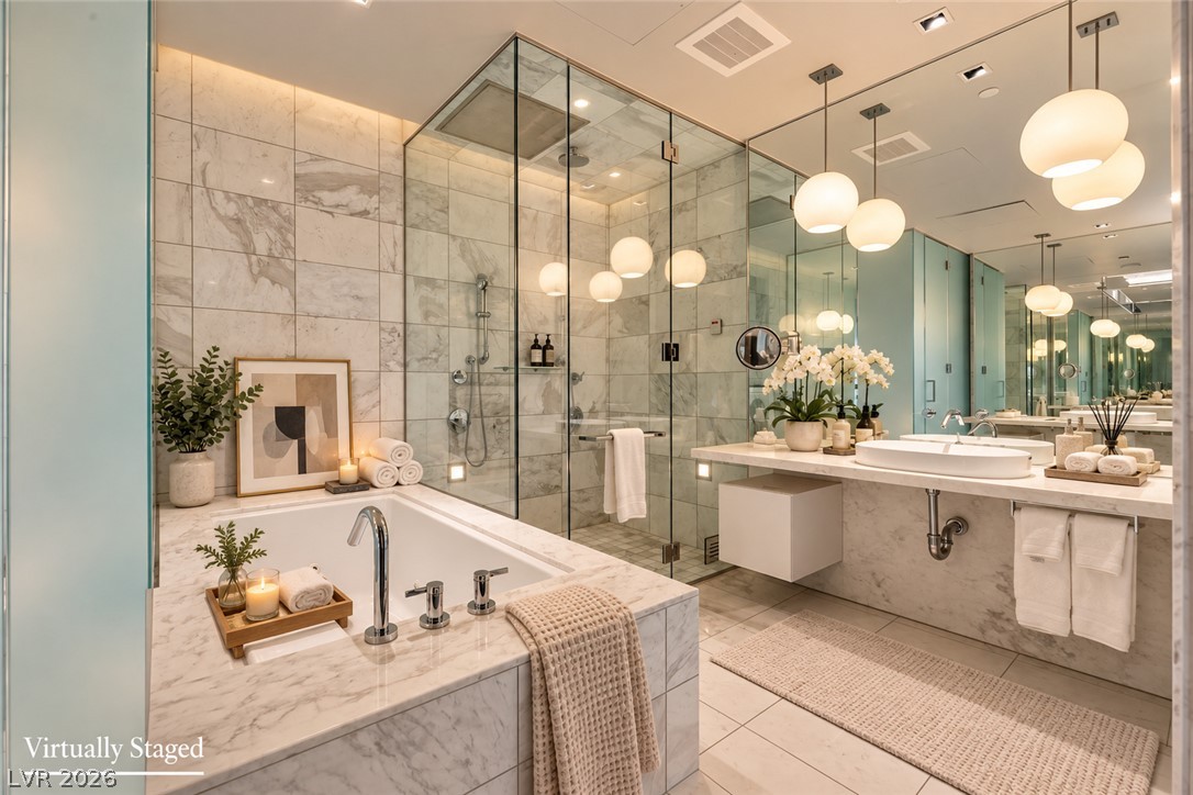 Photo 14 of 43, 4381 W Flamingo Road #5701
