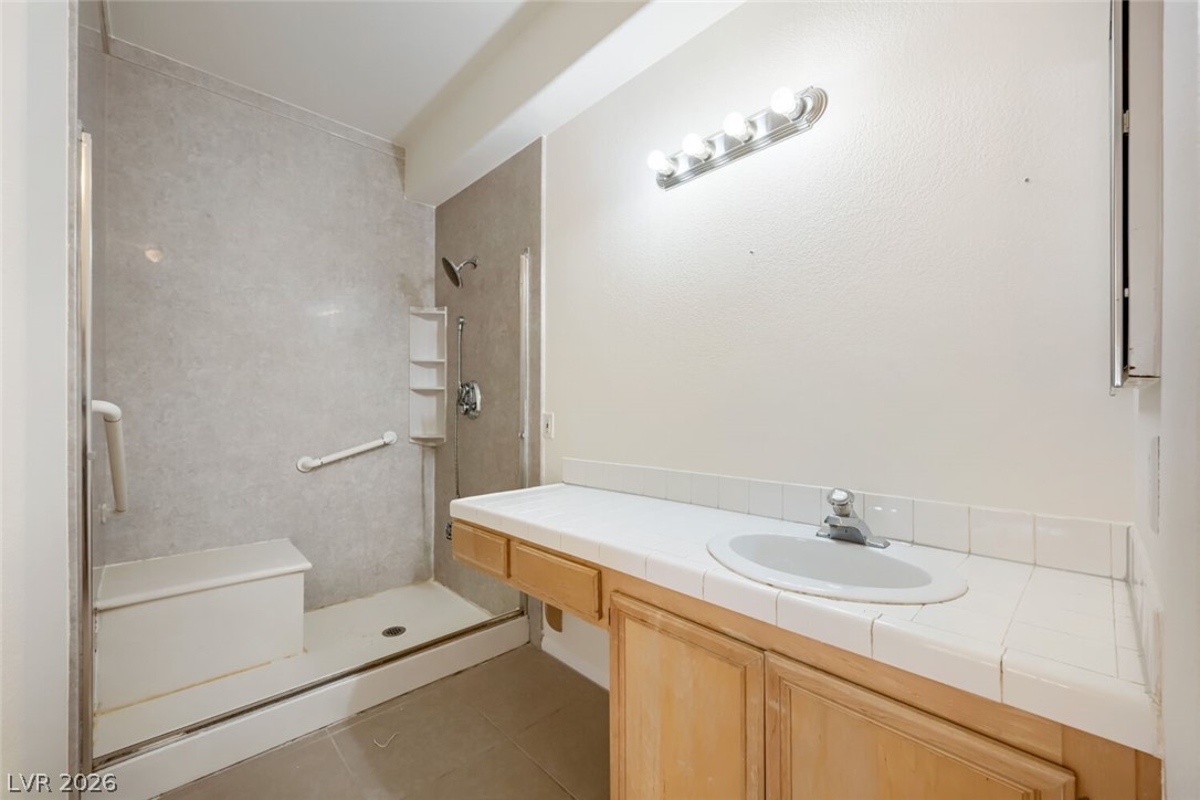 Photo 9 of 11, 2110 Los Feliz Street #1036