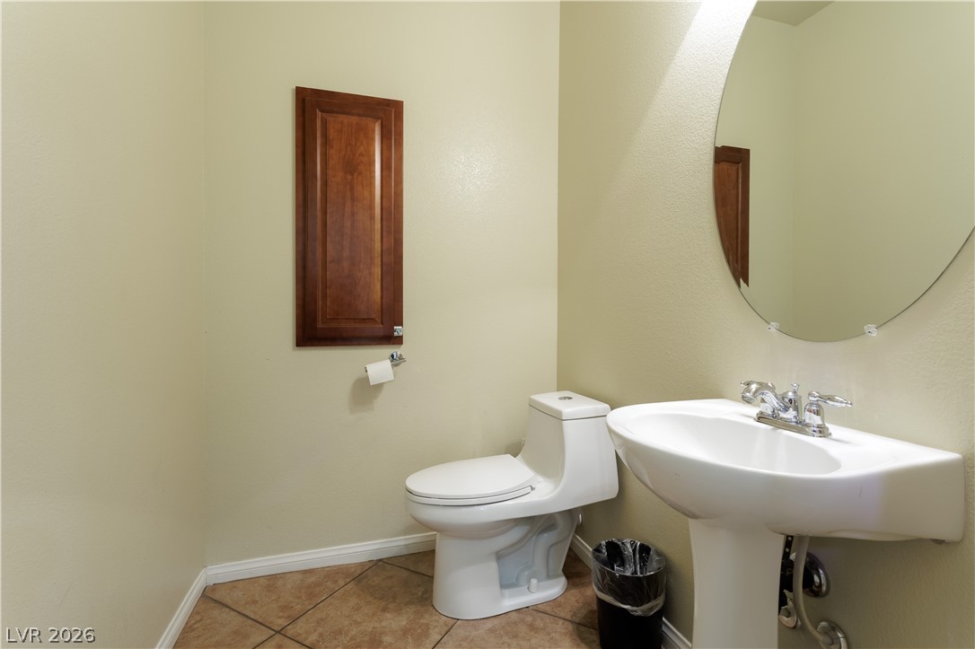 Photo 9 of 34, 8467 E BISMARK SAPPHIRE Street