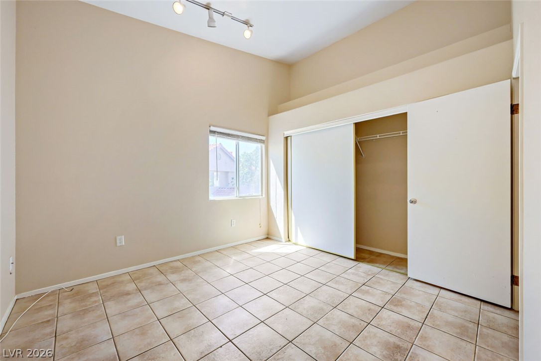 Photo 8 of 11, 2110 Los Feliz Street #2054
