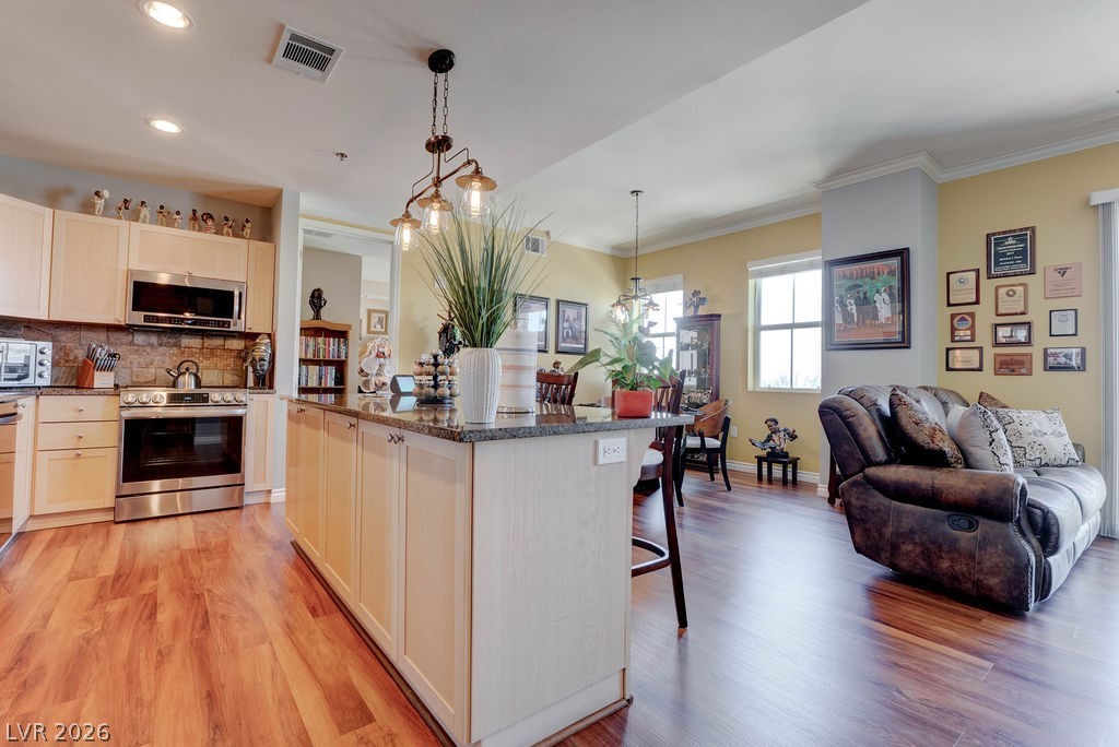 Photo 4 of 2455 W Serene Avenue #715
