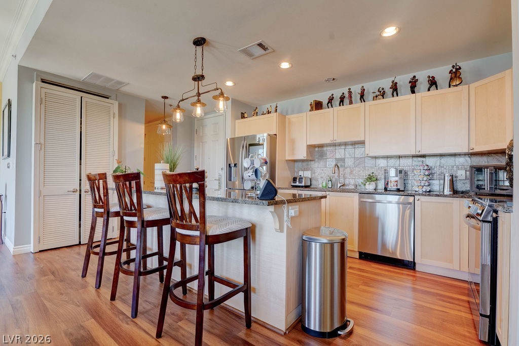 Photo 7 of 39, 2455 W Serene Avenue #715