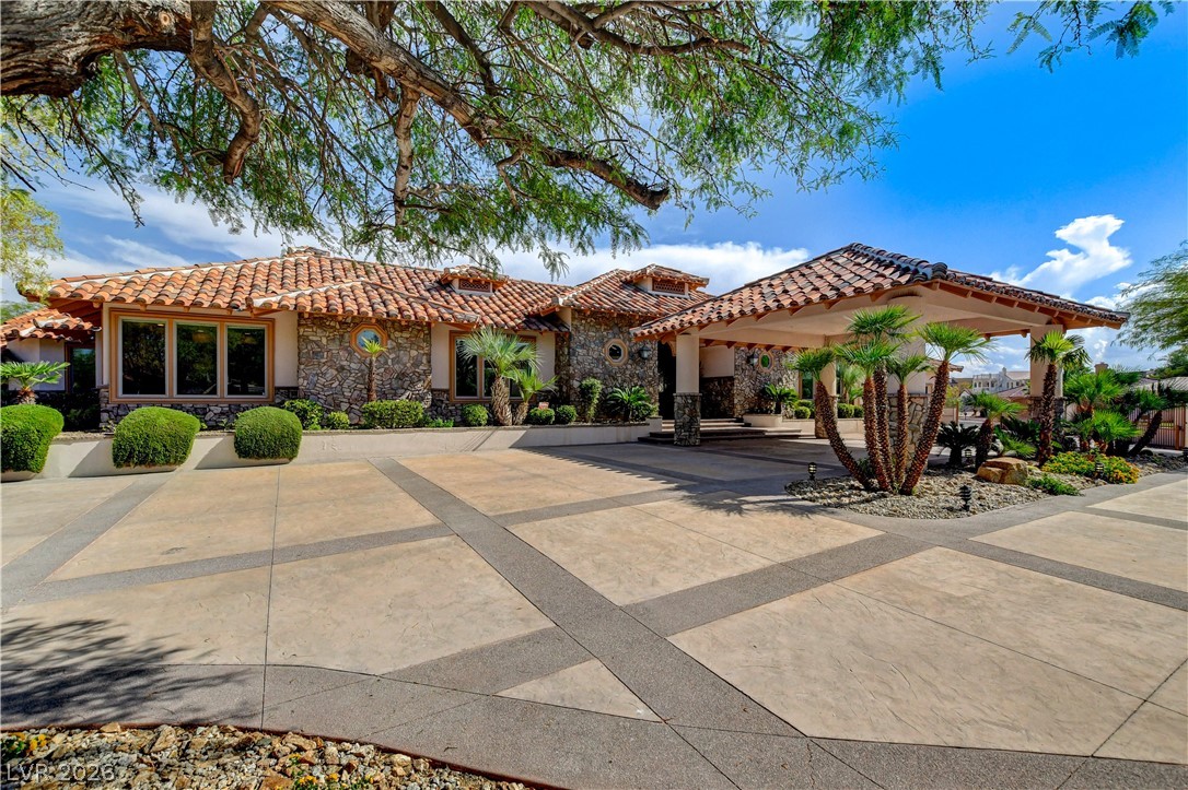 Photo 3 of 5520 Mount Diablo Drive