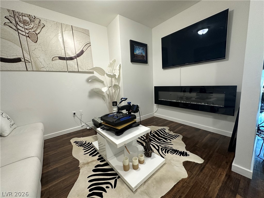 Photo 15 of 54, 4575 Dean Martin Drive #2907