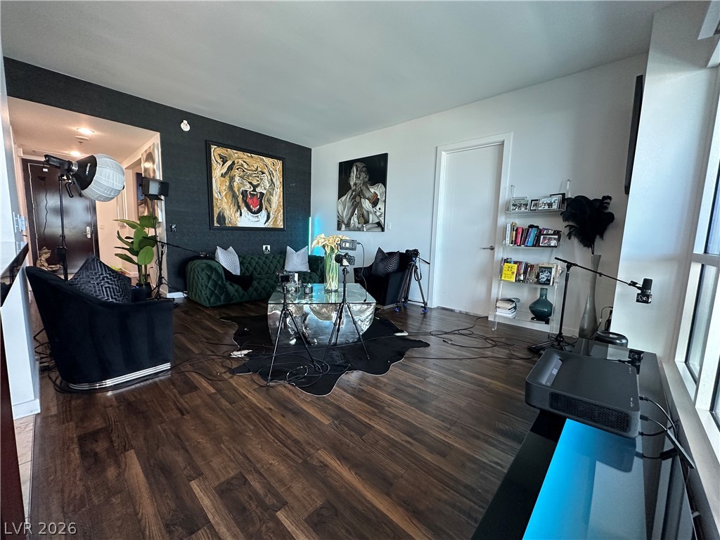 Photo 17 of 54, 4575 Dean Martin Drive #2907