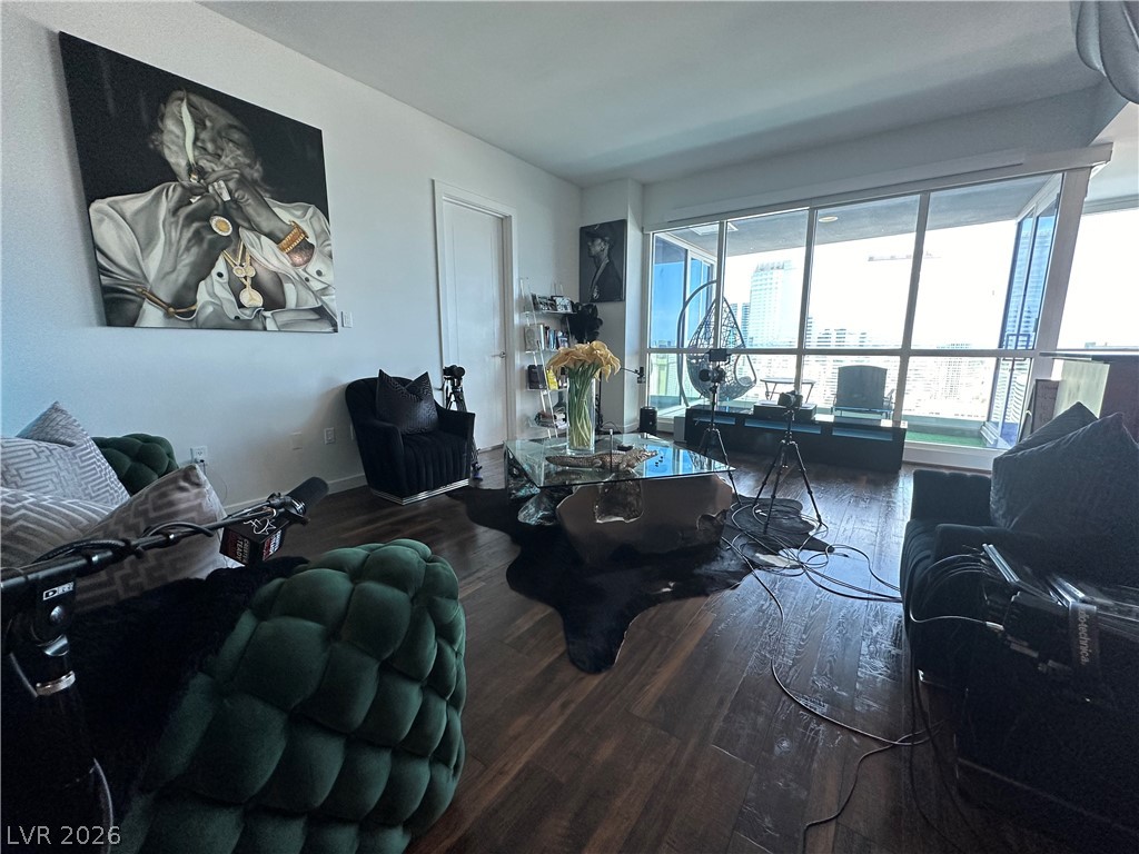 Photo 18 of 54, 4575 Dean Martin Drive #2907