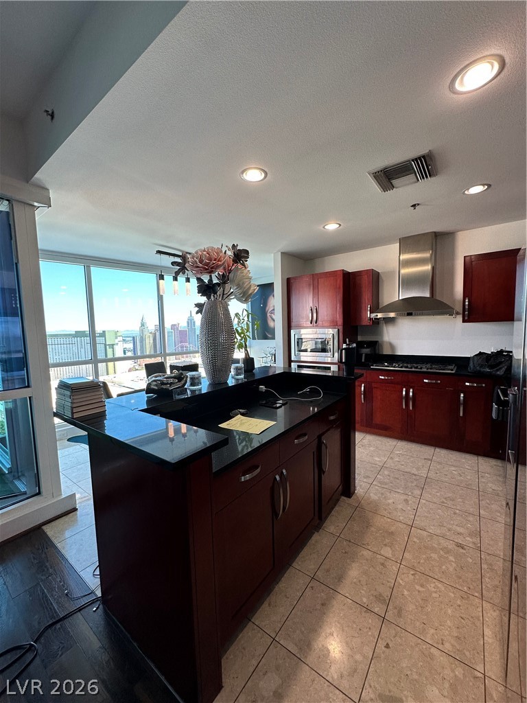 Photo 29 of 54, 4575 Dean Martin Drive #2907