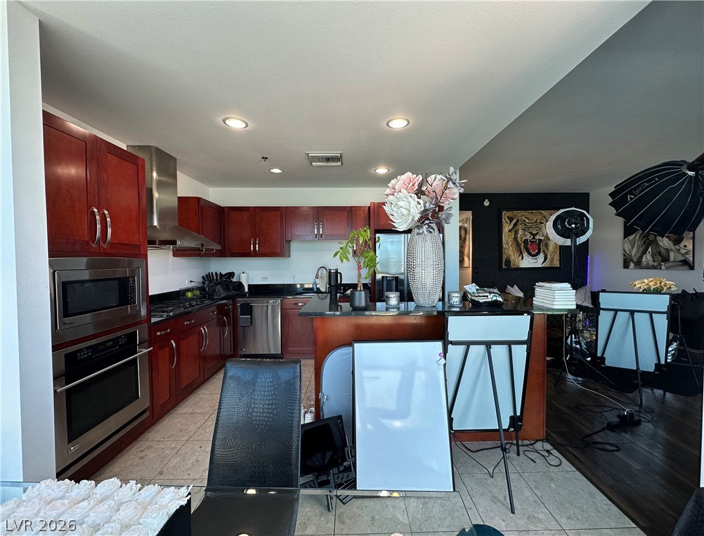 Photo 33 of 54, 4575 Dean Martin Drive #2907