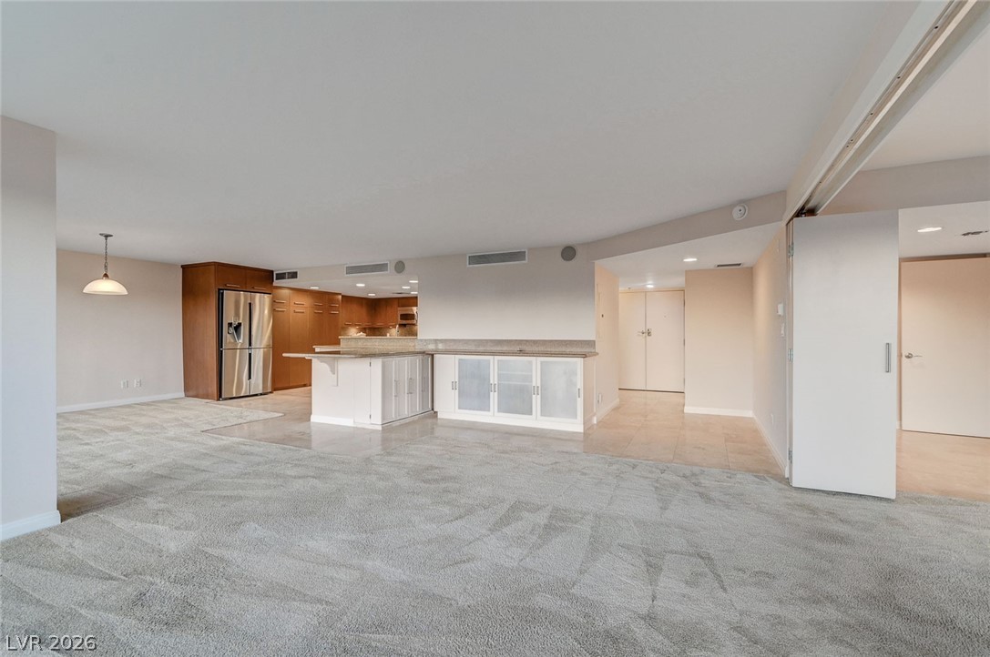 Photo 10 of 79, 3111 Bel Air Drive #20E