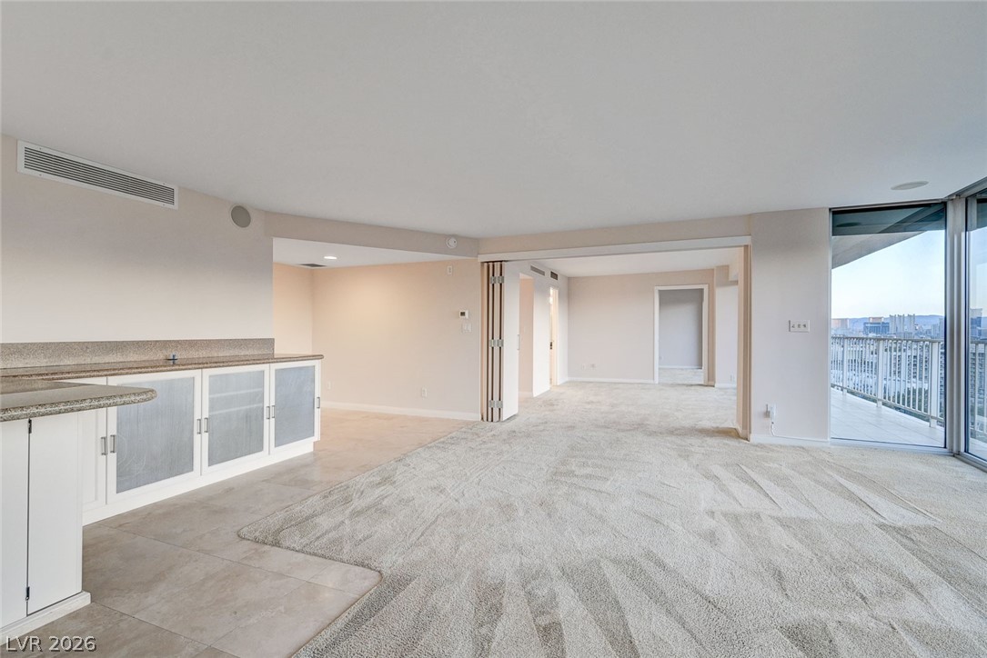 Photo 12 of 79, 3111 Bel Air Drive #20E