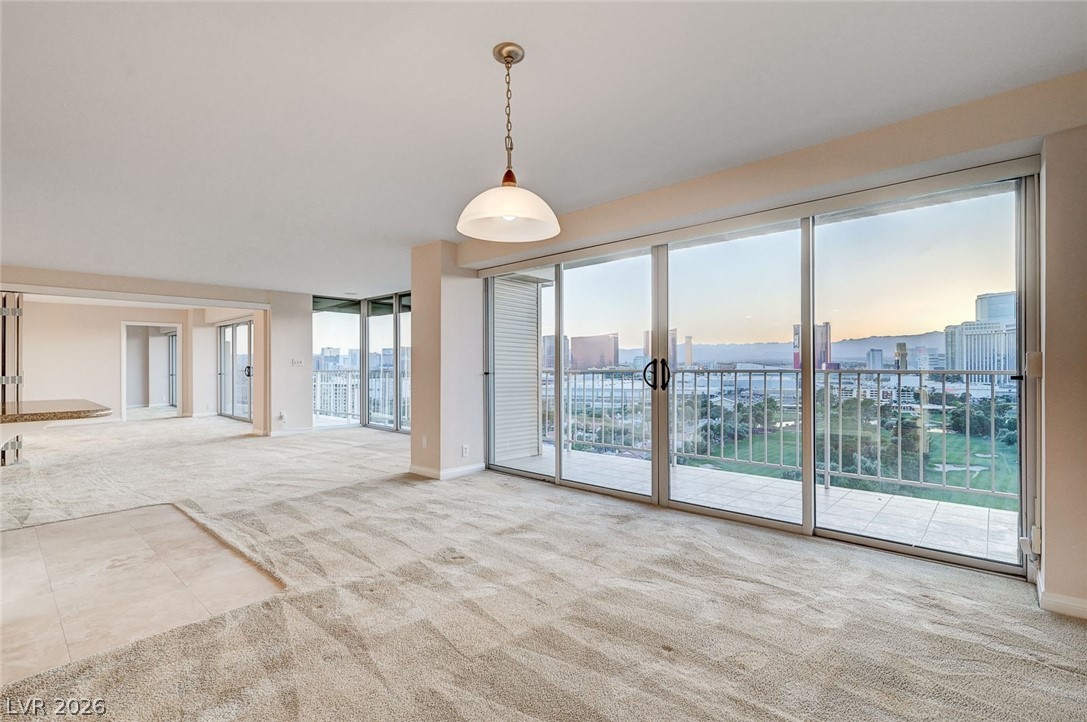 Photo 13 of 79, 3111 Bel Air Drive #20E