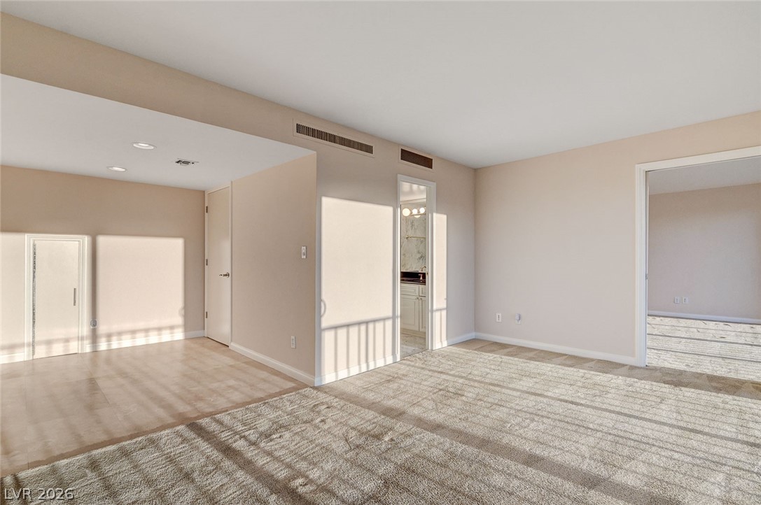 Photo 27 of 79, 3111 Bel Air Drive #20E