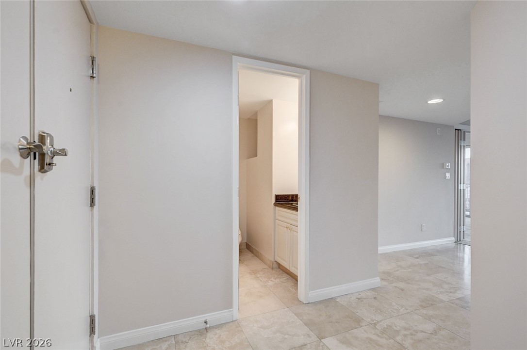 Photo 6 of 79, 3111 Bel Air Drive #20E