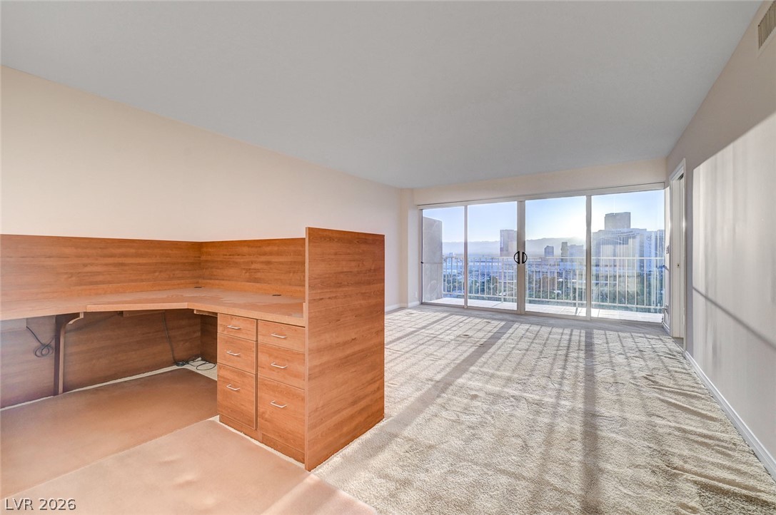 Photo 34 of 79, 3111 Bel Air Drive #20E