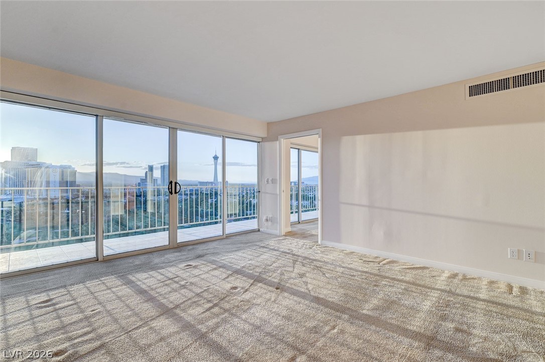 Photo 35 of 79, 3111 Bel Air Drive #20E