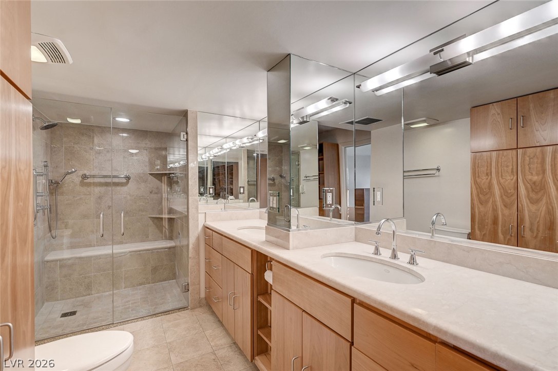 Photo 37 of 79, 3111 Bel Air Drive #20E