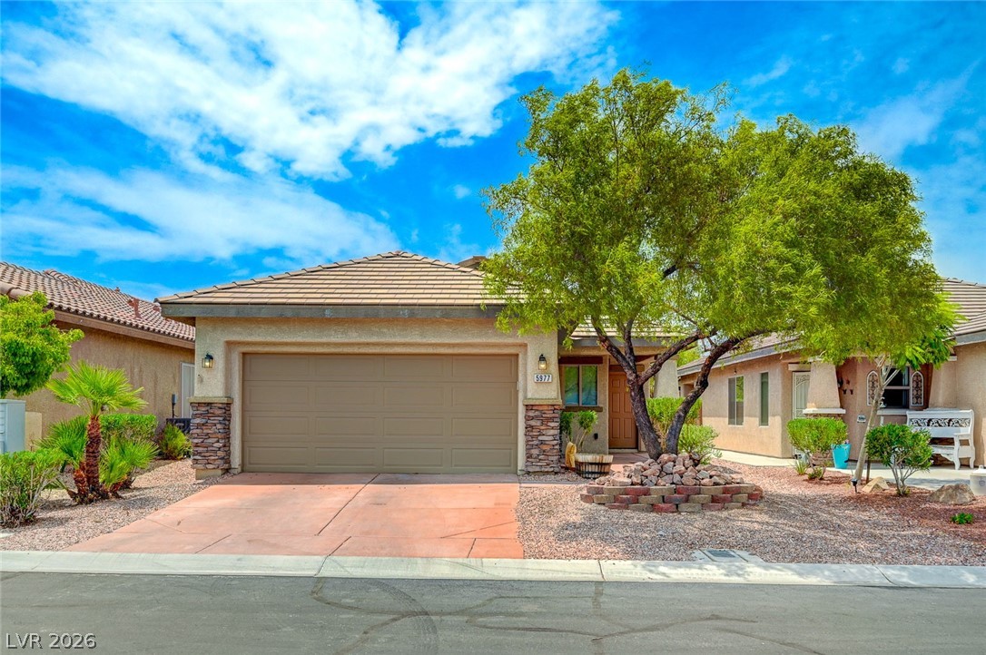 5977 Falconer Avenue, Las Vegas 89122