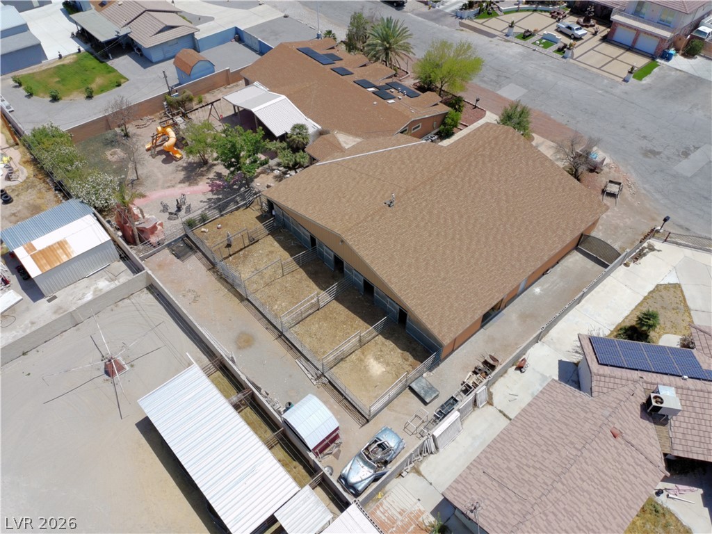 Photo 3 of 1725 Leonard Lane