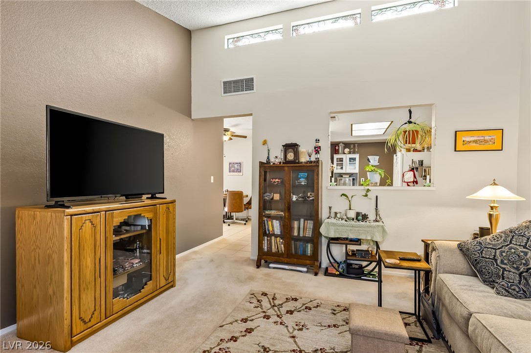 Photo 6 of 27, 2136 Pebble Creek Lane