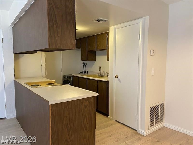 Photo 18 of 23, 1507 Elizabeth Avenue #3