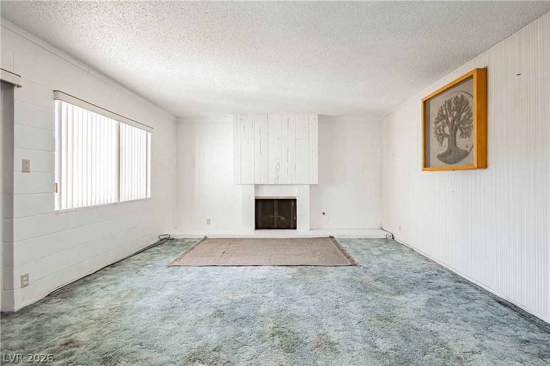 Photo 7 of 27, 2583 Vegas Valley Drive