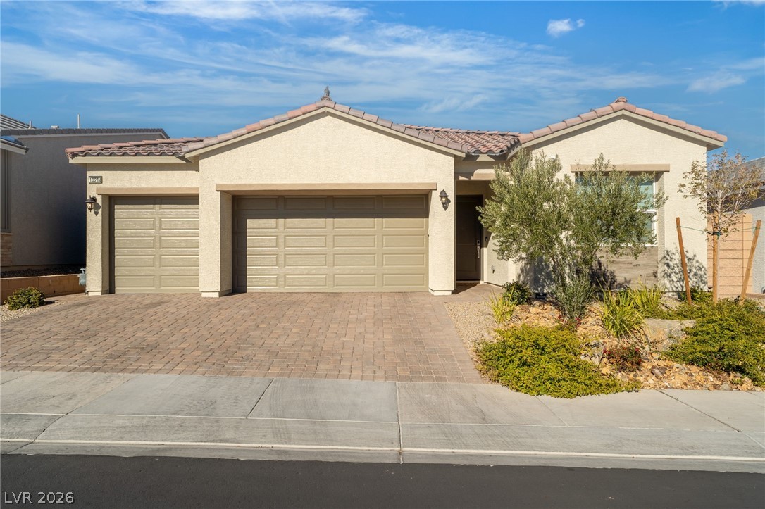 10214 Meandering Dell Street, Las Vegas 89166