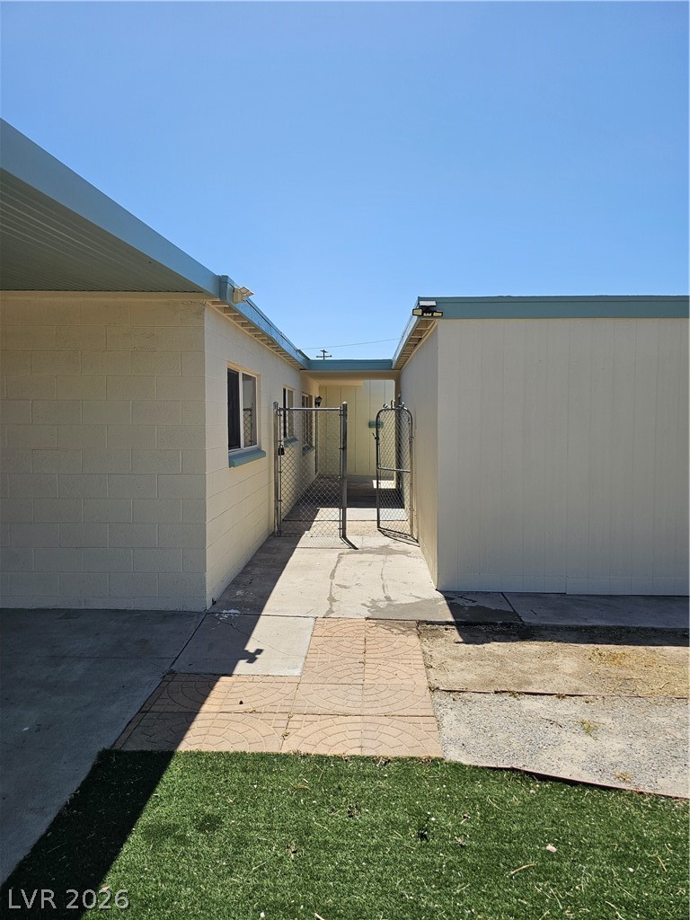 Photo 10 of 41, 1074 King Richard Avenue