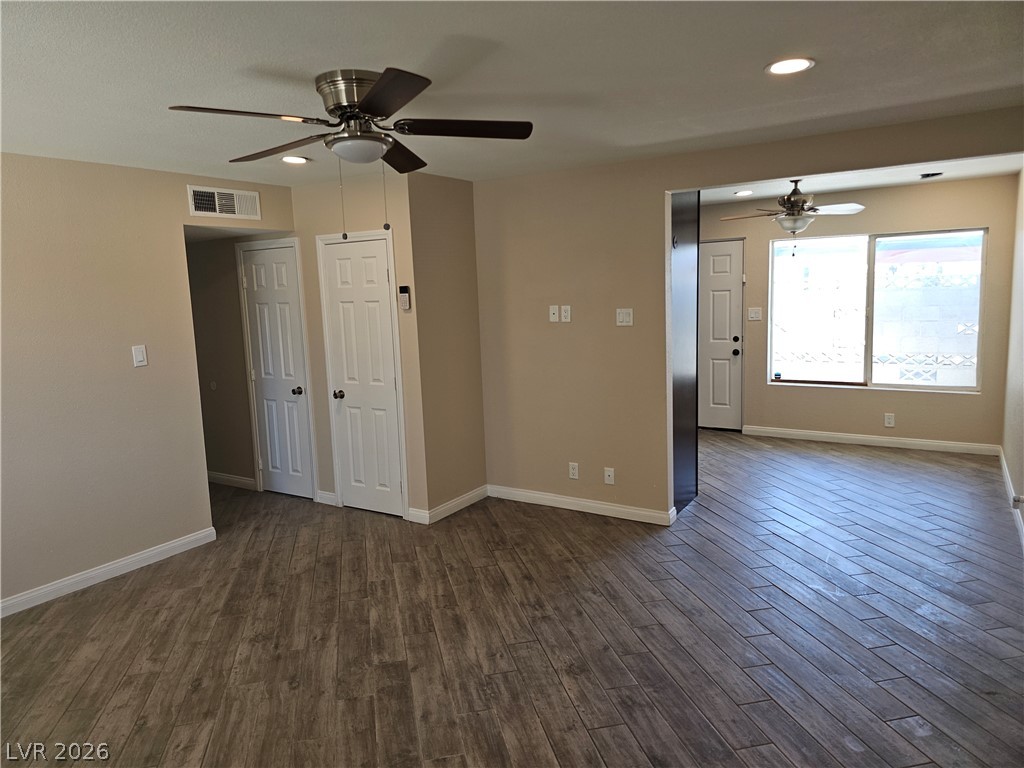 Photo 20 of 41, 1074 King Richard Avenue