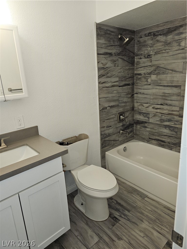 Photo 35 of 41, 1074 King Richard Avenue