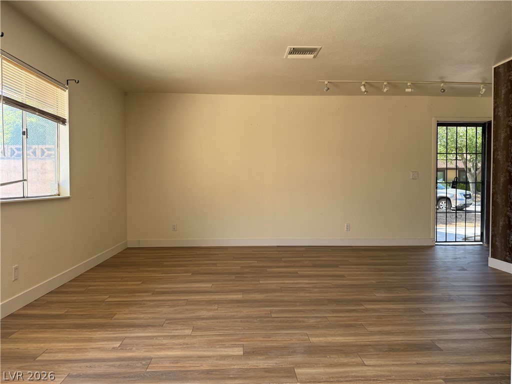Photo 11 of 28, 6162 Meadow Vista Lane