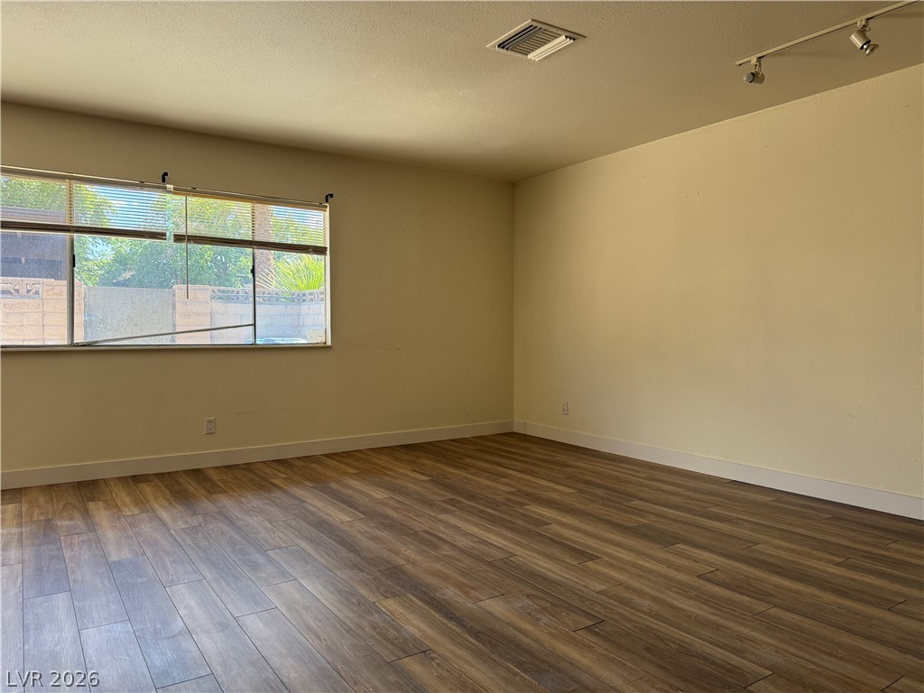Photo 10 of 28, 6162 Meadow Vista Lane