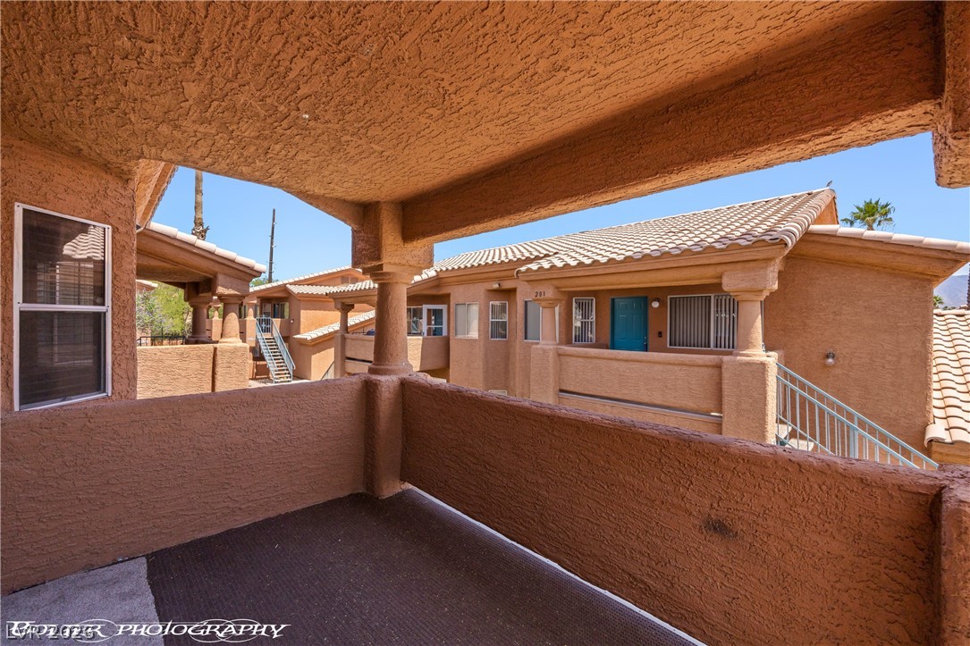 Photo 40 of 65, 962 Mesquite Springs Drive #202