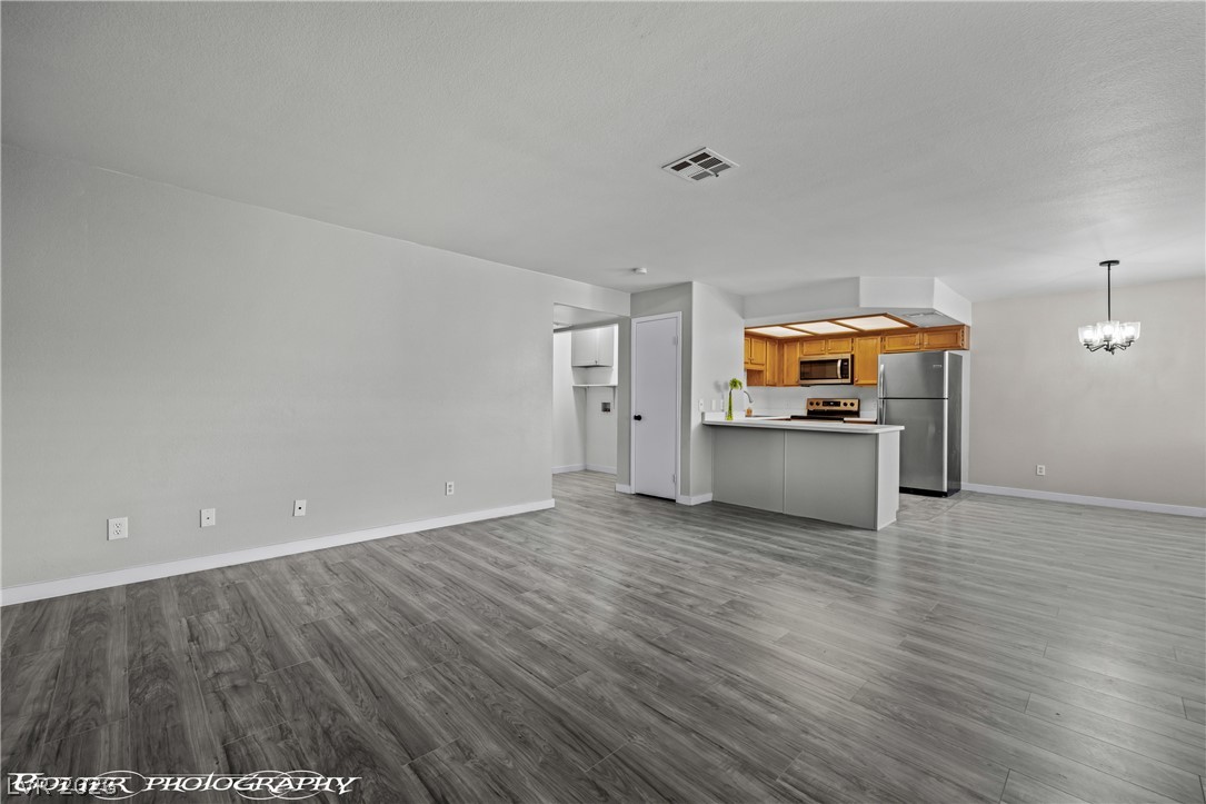 Photo 9 of 65, 962 Mesquite Springs Drive #202