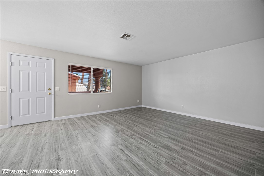 Photo 11 of 65, 962 Mesquite Springs Drive #202