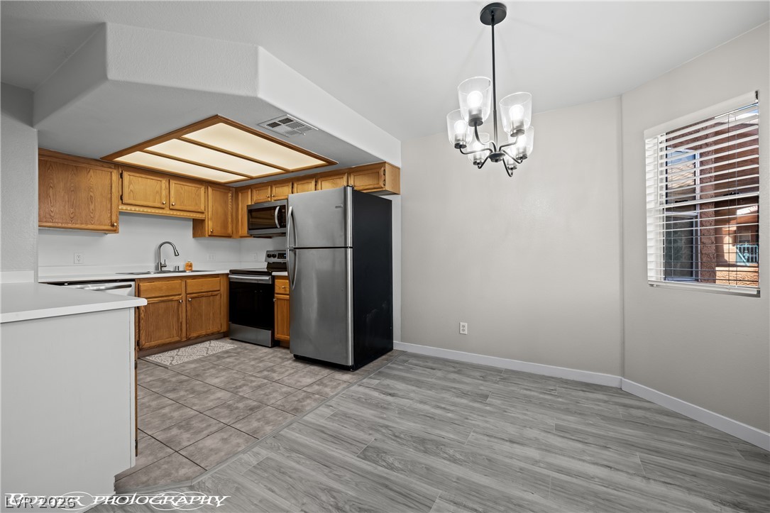 Photo 13 of 65, 962 Mesquite Springs Drive #202