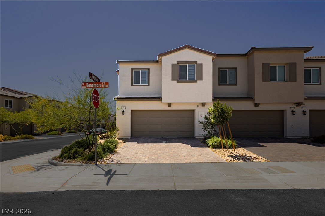 Photo 4 of 10713 Bendmore Court