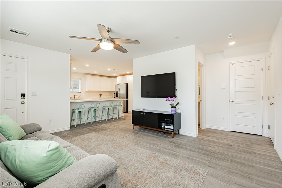 Photo 8 of 33, 10713 Bendmore Court