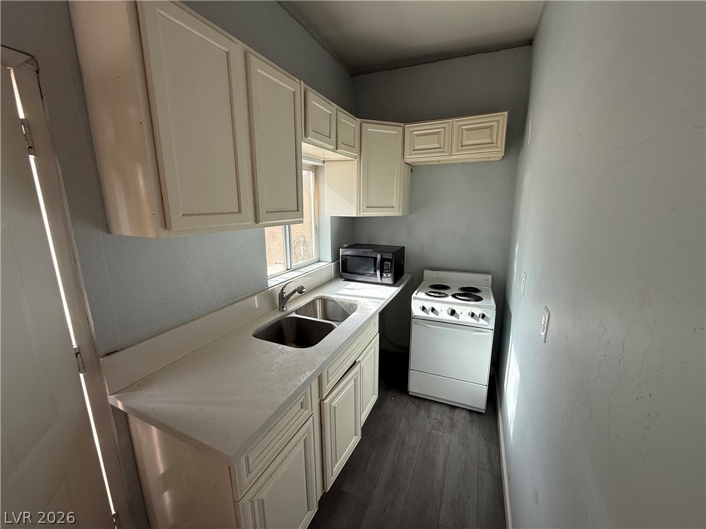 Photo 20 of 24, North Las Vegas, NV 89030