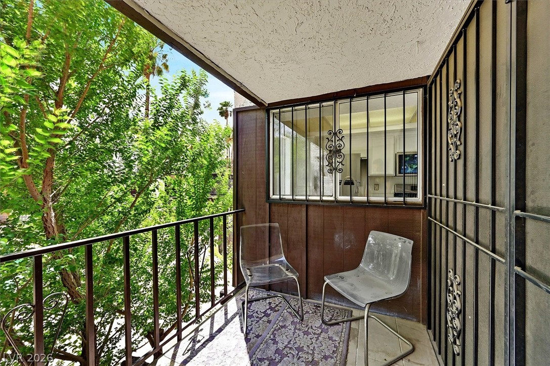 Photo 15 of 19, 1405 Vegas Valley Drive #208