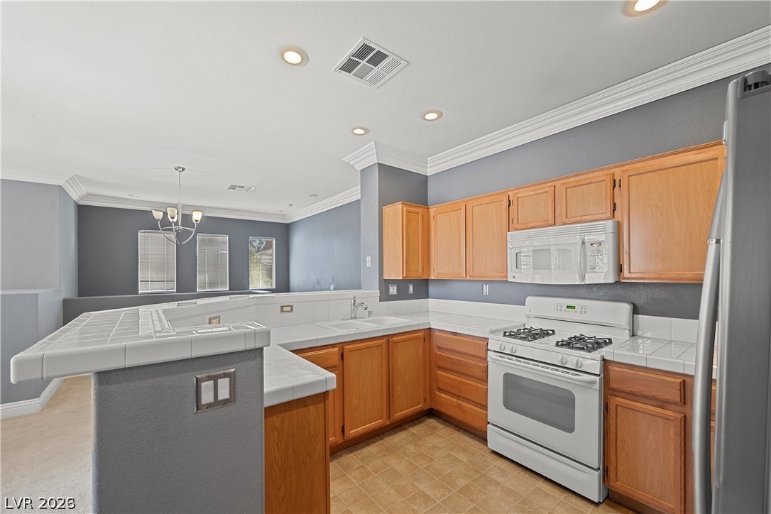 Photo 7 of 25, 10211 Delray Beach Avenue #201