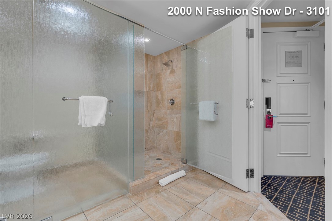 Photo 48 of 59, 2000 N Fashion Show Drive #3101