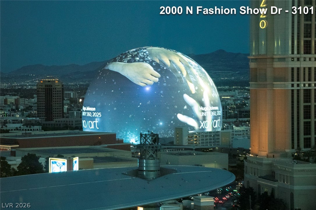 Photo 21 of 59, 2000 N Fashion Show Drive #3101