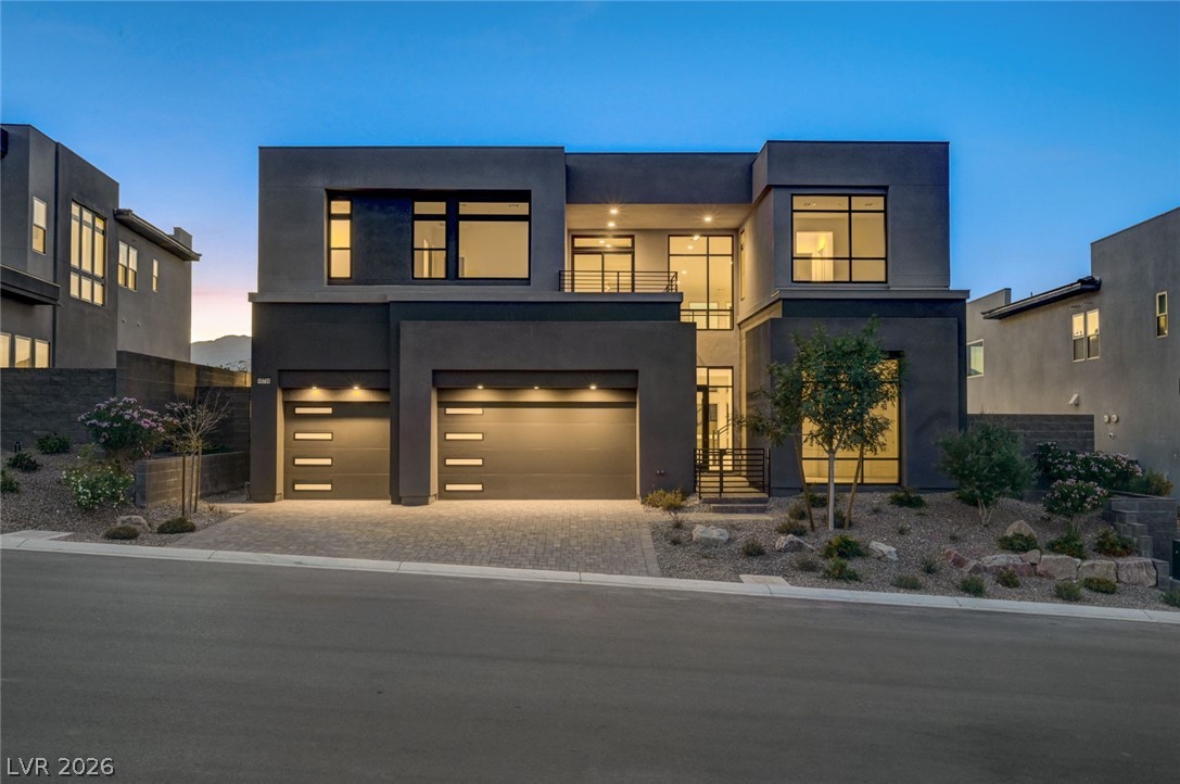 Photo 8 of 61, 10738 Desert Heights Avenue