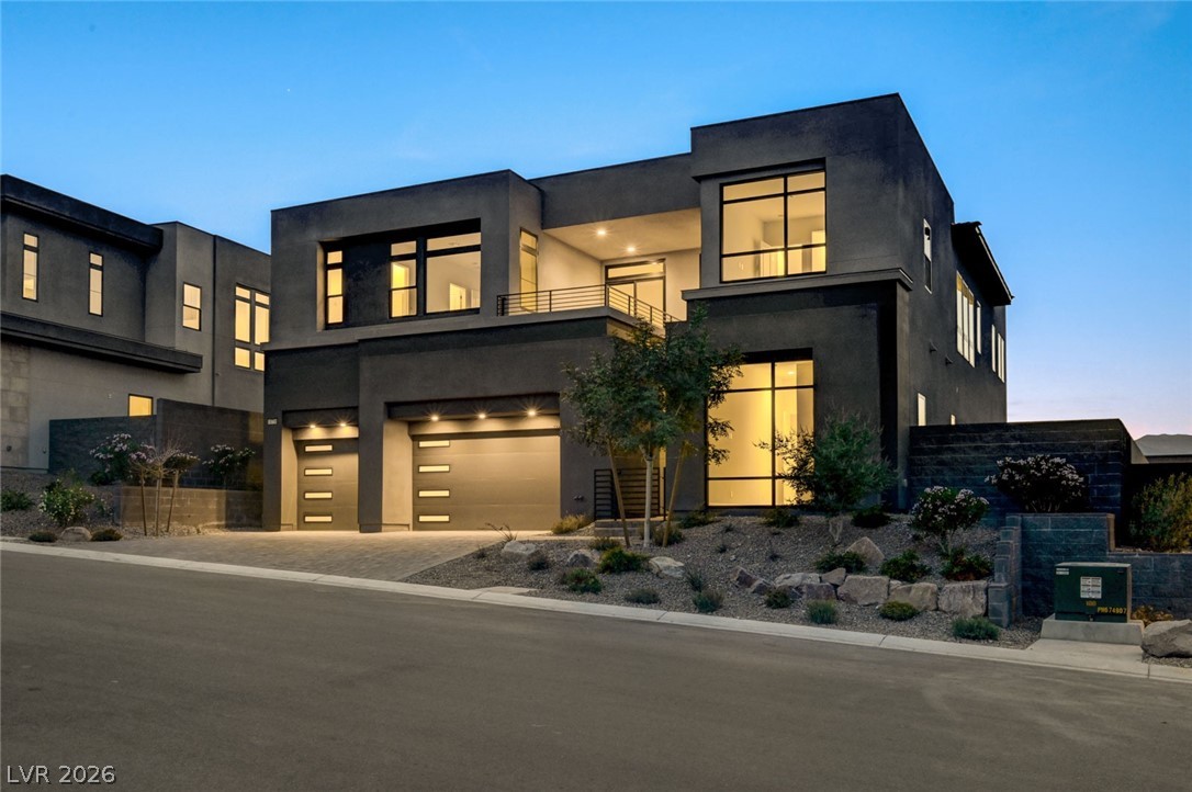 Photo 9 of 61, 10738 Desert Heights Avenue
