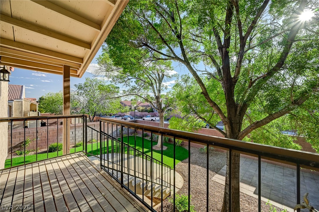 Photo 22 of 28, 1305 Capri Drive #D